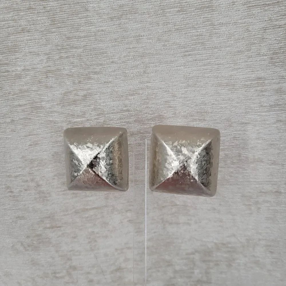 Vintage Silver Toned Pyramid Stud Pierced Earrings Oversized